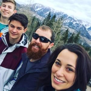 Meet your Posher, Mindy